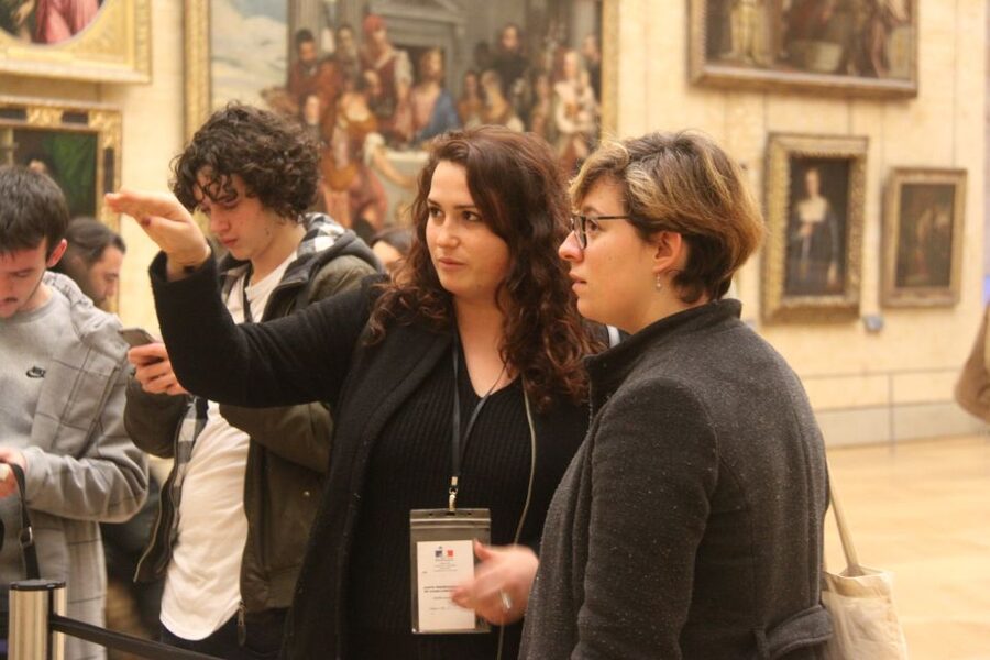 Paris: Louvre Museum Highlights and Mona Lisa Tour - Fast-Track Entry and Headsets, So You Actually Hear the Art Stories
