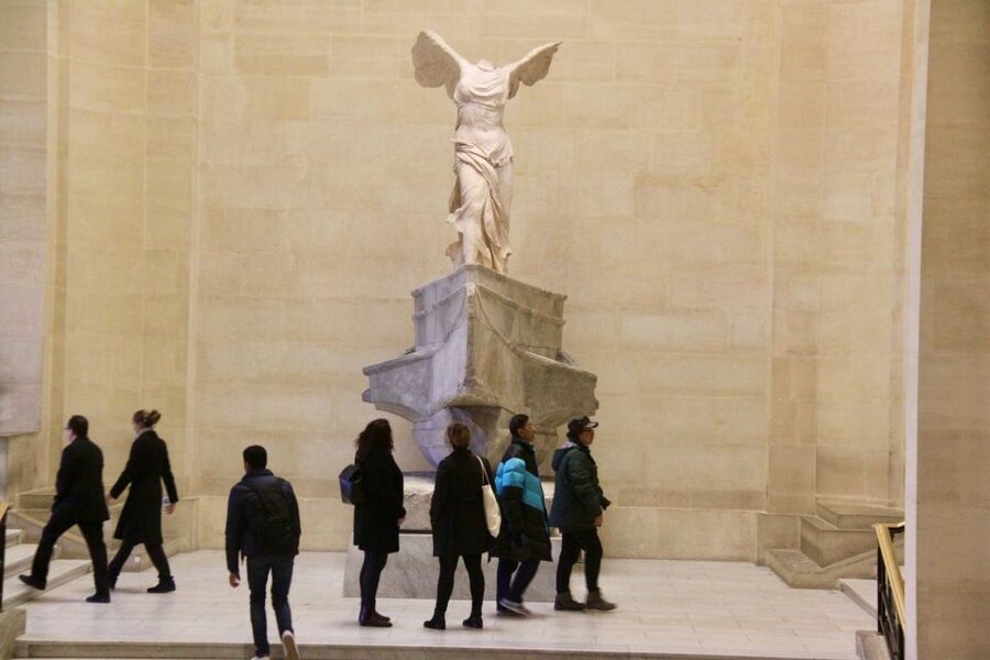 Paris: Louvre Museum Highlights and Mona Lisa Tour - Underground Foundations and a Smarter Crowd Strategy After the Tour