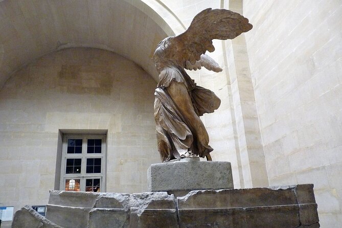 Paris: Louvre Museum Tour Mona Lisa & Iconic Masterpieces - Venus de Milo and Winged Victory: the sculpture stops that teach you how to look