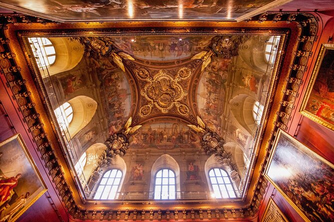 Paris: Louvre Museum Tour Mona Lisa & Iconic Masterpieces - The basement foundations stop: the Louvre’s old castle under your feet