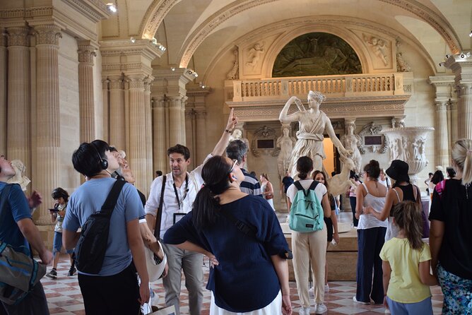 Paris Louvre Small Group Tour with Pre-Reserved Tickets - Why the small group size matters more than you think