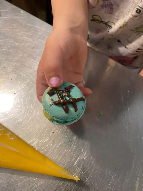 Paris: Macaron Baking Class for Families and Kids - Who should book this macaron workshop in Paris?