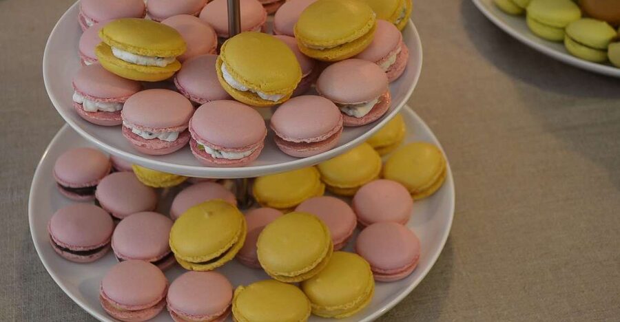 Paris: Macarons Class, Teatime and To-Go Box - Small-group attention: what you gain from working with instructors like Luc, Anne, and Stéphane