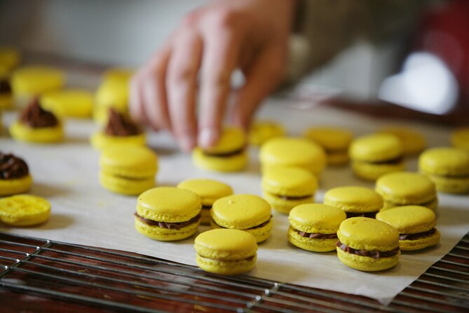 Paris Macarons Small-Group Baking Class with a Chef - Finding The Workshop In The Marais, Place Des Vosges Area