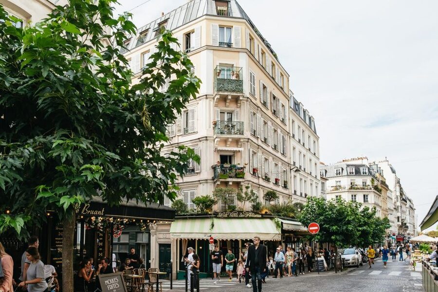 Paris: Montmartre Food and Wine Guided Tour - Who should book this Montmartre food and wine tour