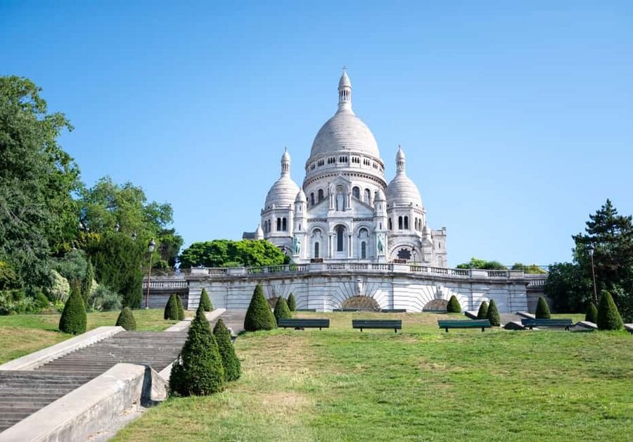 Paris: Montmartre, Notre-Dame, & Louvre Tour with Cruise - Key moments to know before you go