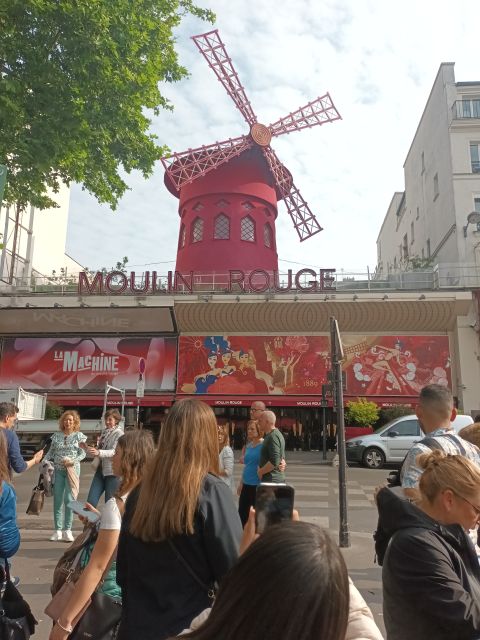 Paris: Montmartre Small Group Guided Walking Tour - Price and Value: What $74 Buys You in Montmartre Time