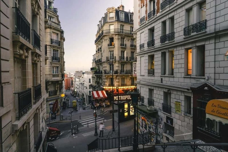Paris: Montmartre. The old artist village+its unique charm. - Value for $40: what you actually get for the money