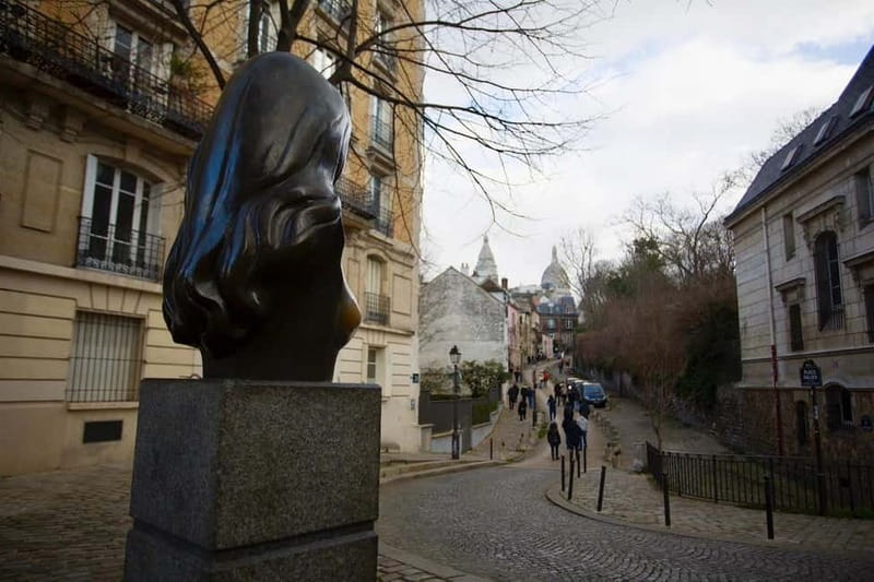 Paris: Montmartre. The old artist village+its unique charm. - Montmartre’s artist streets: windmills, painters, and why the area still matters