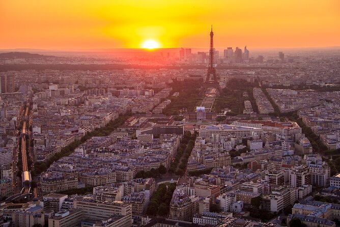 Paris Montparnasse Top of the City Observation Deck Entry Ticket - Using the MAGNICITY app for extra context
