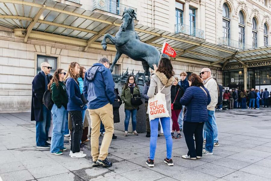 Paris: Musée d'Orsay Guided Tour with Skip-the-Line Tickets - Should you book this Orsay guided highlights tour?