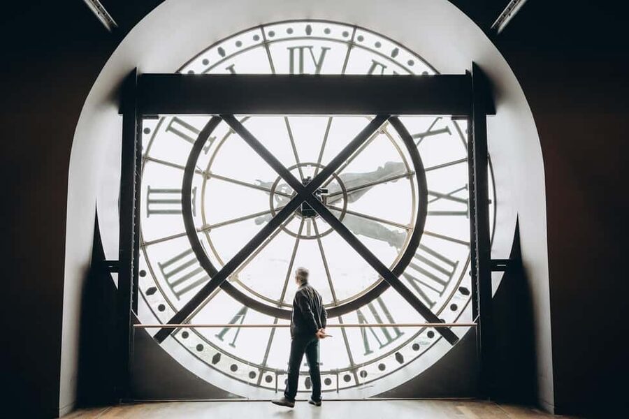 Paris: Musée d’Orsay Ticket and Guided Tour - Meeting point and what to do with your 15-minute arrival window