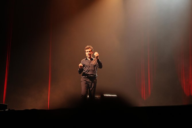 Paris night out : Comedy in English 'How to Become a Parisian ?' - Seating in a 600-seat theater: how to choose your category