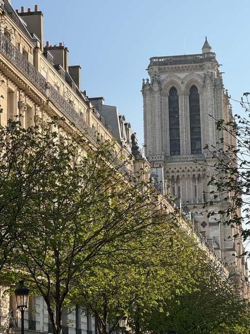 Paris: Notre-Dame Cathedral Exterior Guided Tour - Why this Notre-Dame exterior tour works so well