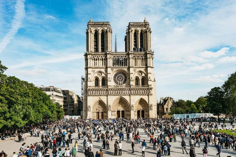 Paris: Notre-Dame Cathedral Exterior Guided Tour - The full outside loop: façade, spires, gargoyles, rosettes