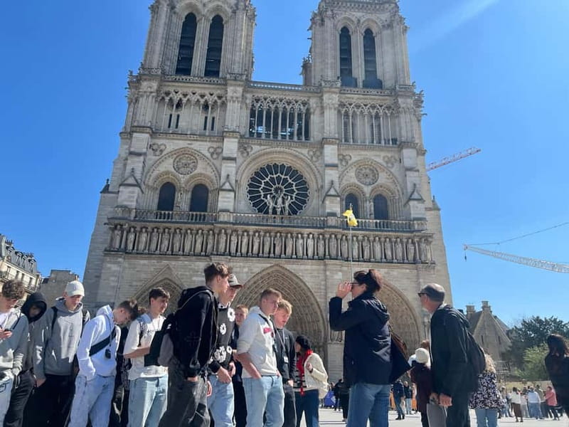 Paris: Notre-Dame Cathedral Exterior Tour & Free Entrance - Notre-Dame Exterior Tour Plus Free Interior Entry