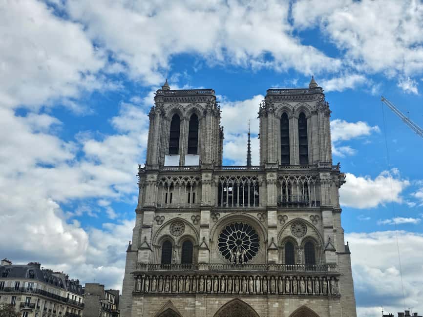 Paris: Notre Dame Outdoor Tour with Sainte-Chapelle / Crypt. - Shakespeare and Company stop, a quick literary reset