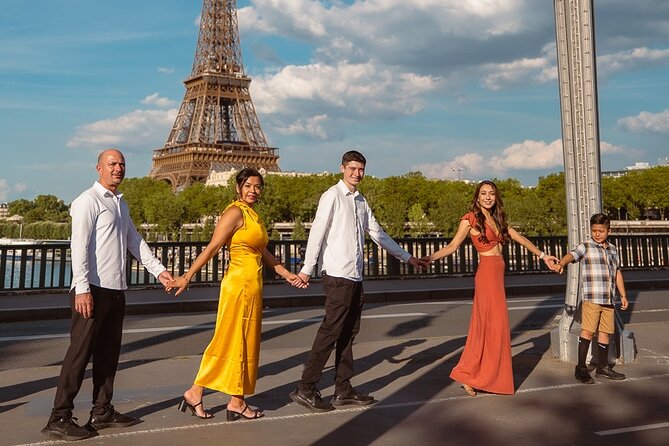 Paris One-Hour Private Photo Shoot - Eiffel Tower Option: Trocadéro to Seine Views, Day or Night