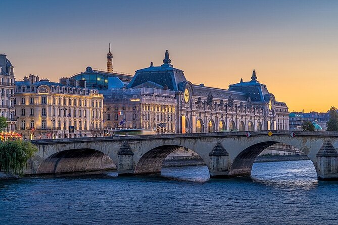 Paris Orsay Museum Entry Ticket with Digital Audio Guide - Entering smoothly: meeting point and how timing works