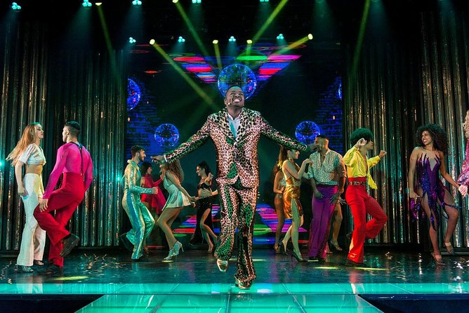 Paris Paradis Latin Cabaret Dinner and Show - Seats, views, and the small rules that shape your night