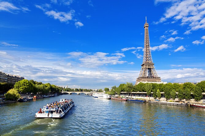 Paris Pass with over 90 Top Attractions including Notre Dame Tour - Montmartre and Saint-Germain walking tours, culture with a plan