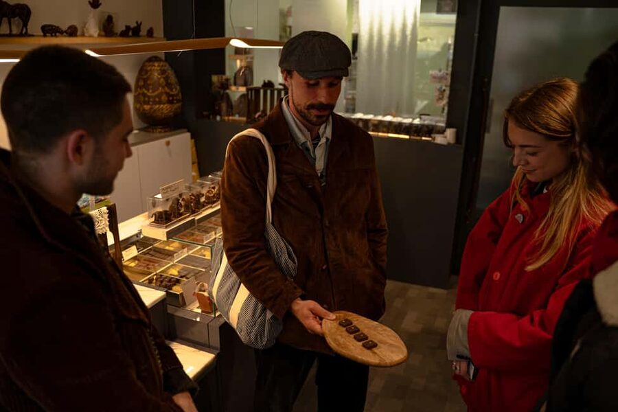 Paris : Pastries and Tragedies, The sweet tour of Montmartre - Montmartre’s Pastries-and-Tragedy Theme Actually Works