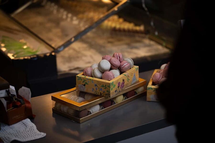 Paris : Pastries and Tragedies, The sweet tour of Montmartre - What You’ll Eat: Minimum 6 Treats, Food Included, Drinks Not