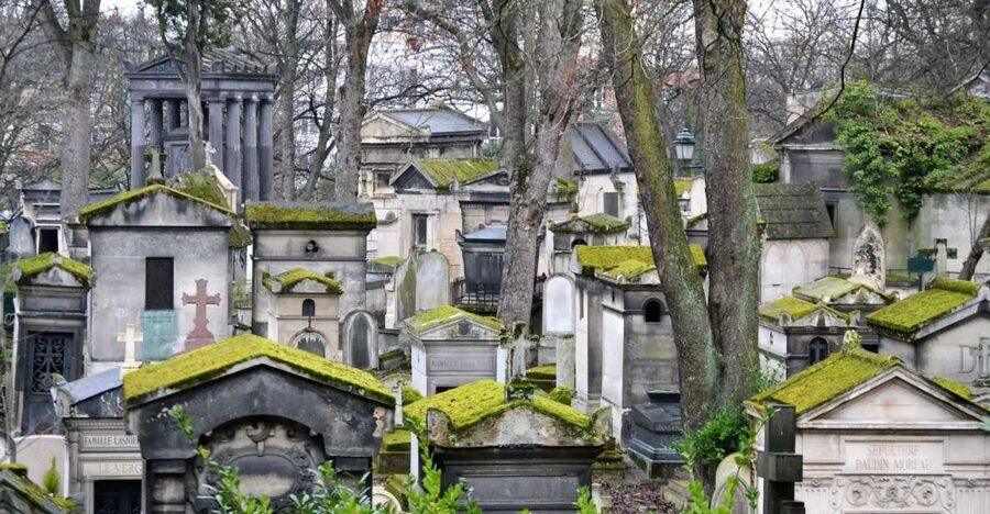 Paris: Pere Lachaise Cemetery Guided Tour - Key highlights I’d plan around