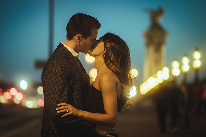 Paris Photo Session: Be the Star of Your Own Movie - Meeting Your Photographer at Your Location Makes the Shoot Feel Effortless