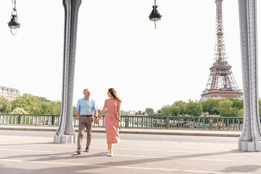 Paris: Photo Shoot with a Private Travel Photographer - Why a Private Paris Photo Shoot Beats Random Snapshots