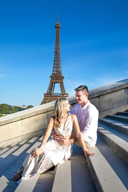 Paris: Photoshoot Around Eiffel Tower with 55 Edited Photos - Key things that make this Eiffel Tower shoot work