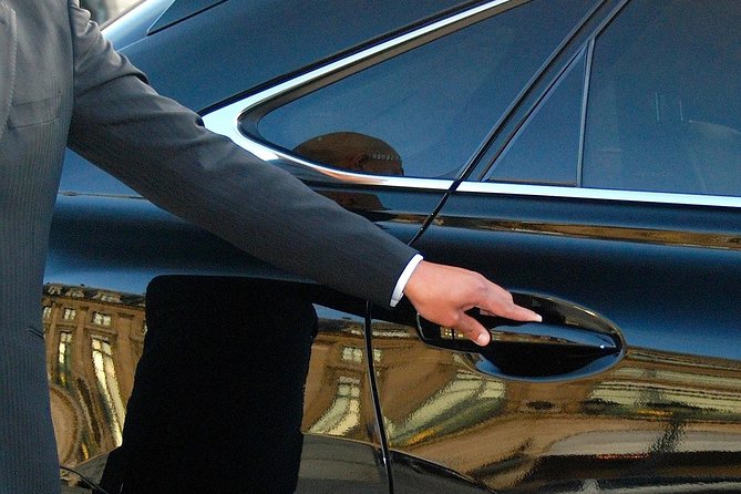 Paris Private Arrival Transfer from Charles de Gaulle (CDG) or Orly (ORY) - Potential hiccups: what can go wrong and how to protect yourself