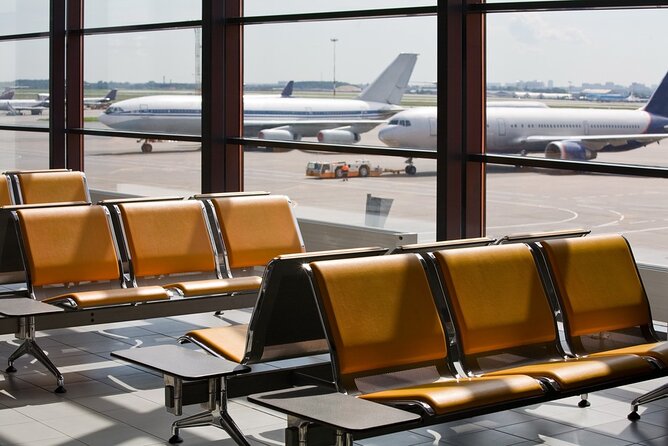 Paris Private Departure Transfer Hotel to CDG or ORLY Airports - The Vehicle Setup: Cars for 1 to 3, Minivans for 4 to 8