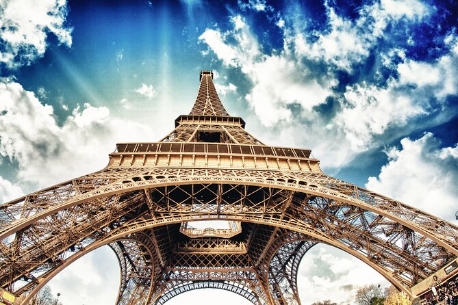 Paris Private Departure Transfer: Hotel to Railway Station - Private Hotel to Railway Station, Without the Paris Transit Stress