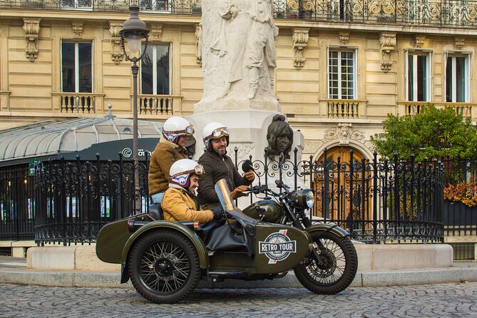 Paris Private Flexible Duration Guided Tour on a Vintage Sidecar - Île de la Cité: the historic birthplace zone, without overplanning