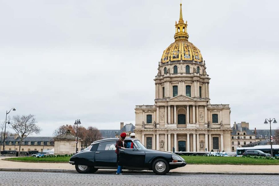 Paris: Private Guided City Tour in a Traction Avant or DS 21 - Traction Avant 11B vs DS 21, and why you might care