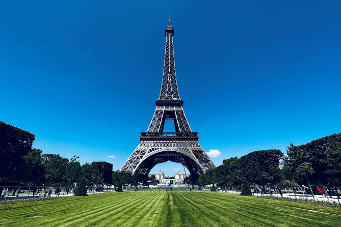 Paris Private Guided Layover Tours - Airport Pickup and the Comfort Upgrade You Can Feel