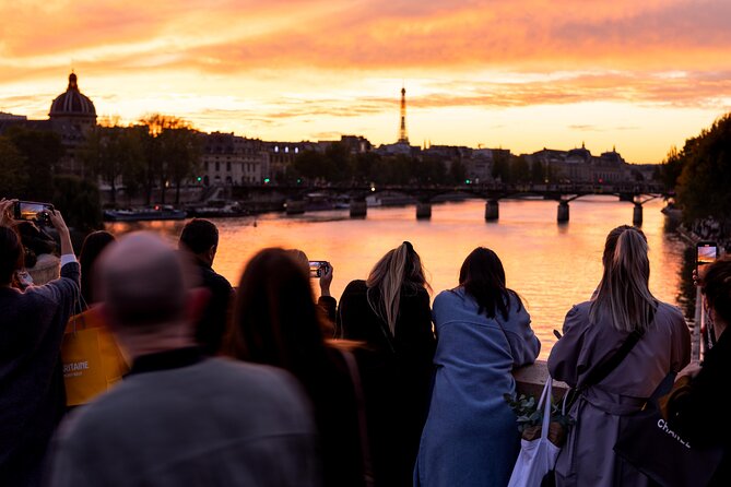 Paris Private Night Tour with River Cruise and Champagne Option - Where You Meet and How the Route Lands You by Pont des Arts