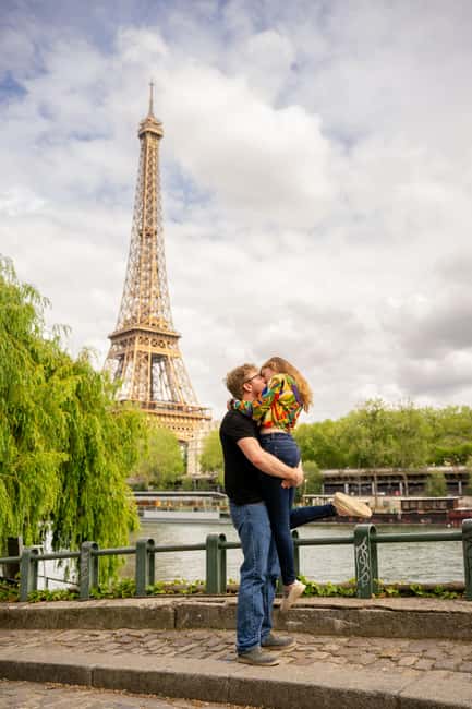 Paris: Private Photoshoot at the Eiffel Tower - Should you book this Eiffel Tower photoshoot?