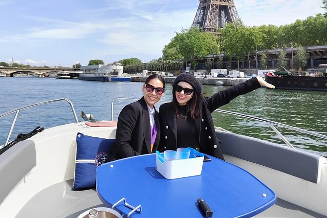 Paris Private Seine River Cruise with your Captain Guide - The quieter start on Saint-Germain Island, before Paris gets loud