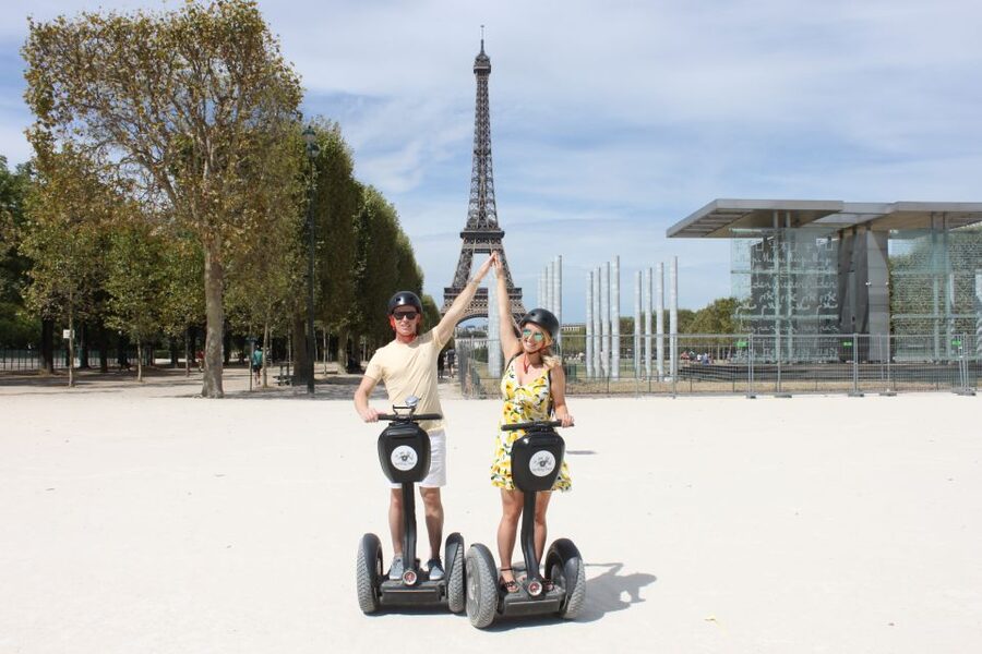 Paris: Private Sightseeing Segway Tour - Segway training, safety, and guide style: why beginners keep loving this