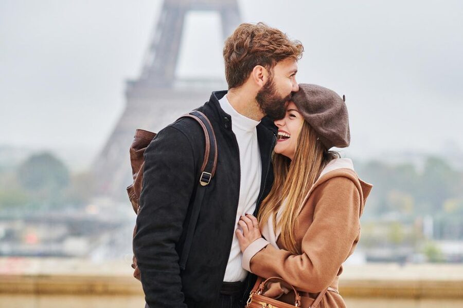 Paris: Private VIP Photoshoot with Experienced Photographer - How the 1-hour vs 2-hour session changes your results