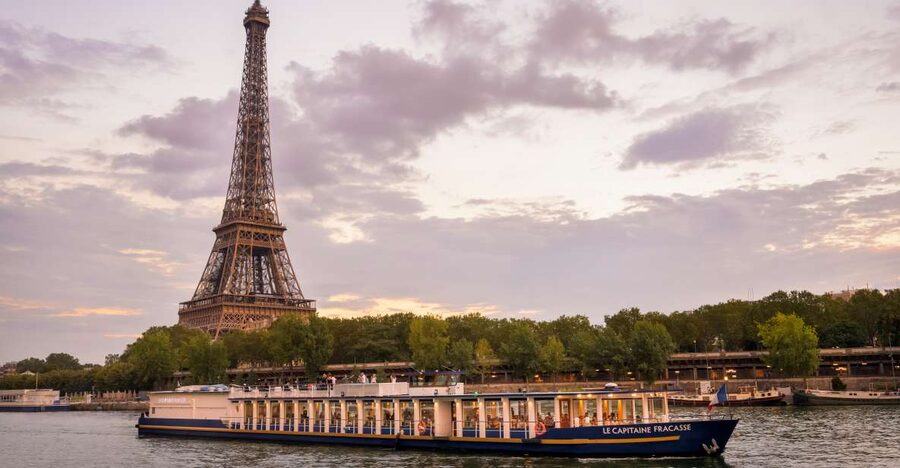 Paris: Romantic Cruise with 3-course Dinner on Seine River - Who Should Book This Romantic Seine Dinner Cruise