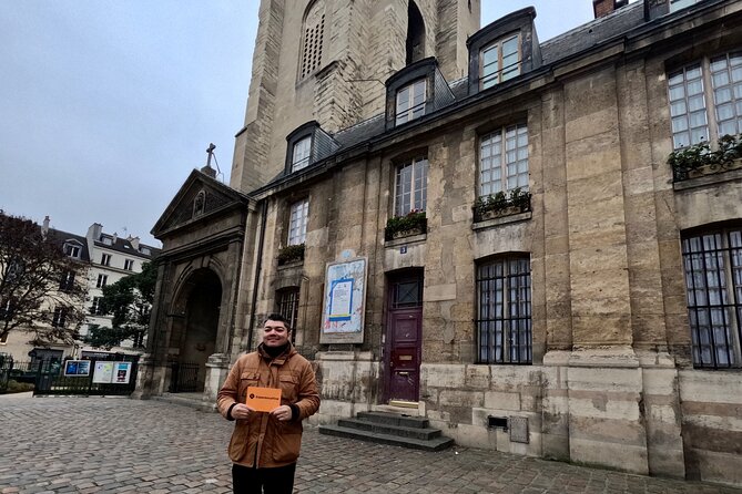 Paris Saint Germain Des Pres Walking Tour with Cruise Option - Key points before you go