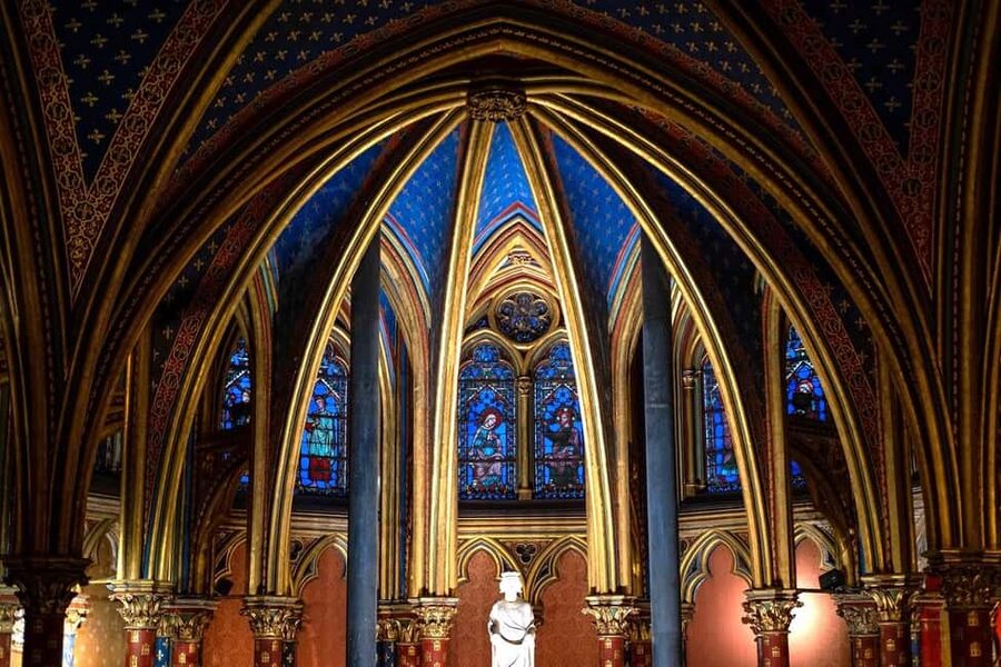 Paris: Sainte-Chapelle, Conciergerie, Notre Dame Guided Tour - Notre Dame exterior stop: what you can see and what you should expect