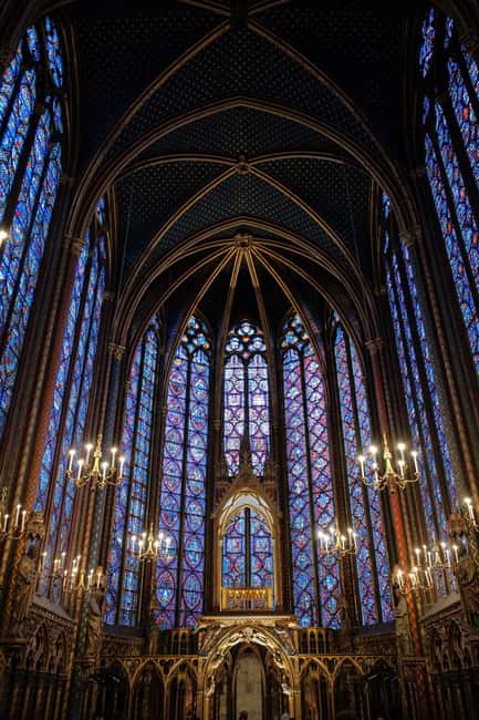 Paris: Sainte-Chapelle, Conciergerie, Notre Dame Guided Tour - Pace, group size, and why a guide matters here