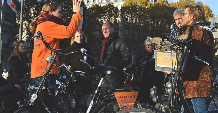 Paris: Secret City Bike Tour Off the Tourist Path - Electric Bikes and Dutch Bikes: Ride Comfort and Real Paris Street Smarts