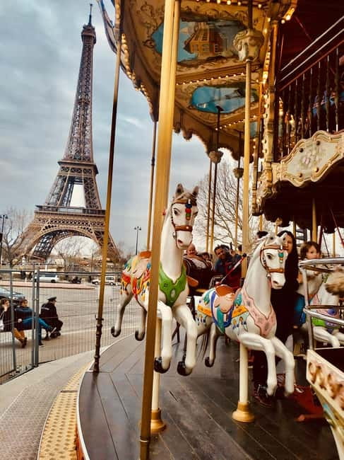 Paris: See 15 to 30 Top Sights with a Fun Guide - Paris Top Sights in 3 Hours: Fast, Fun, and Surprisingly Useful