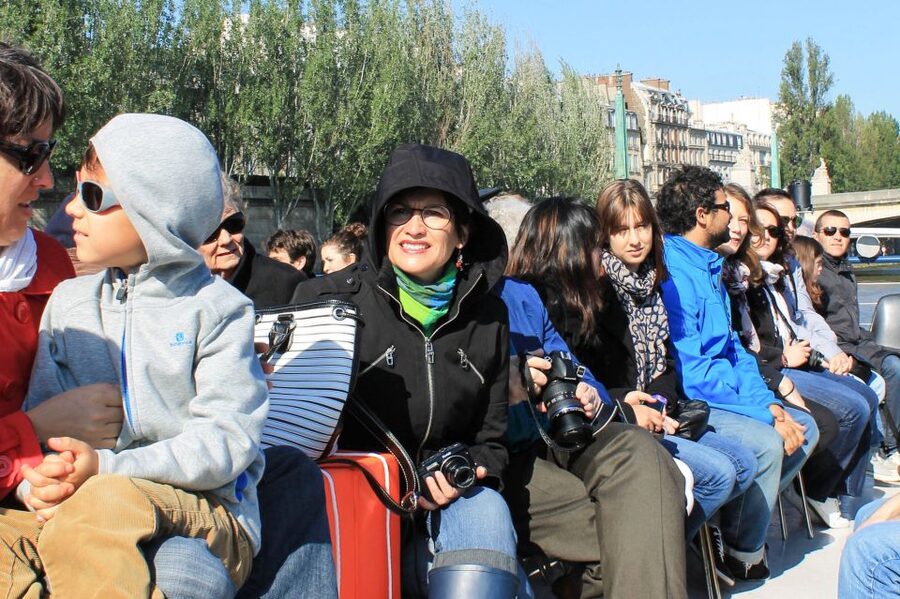 Paris: Seine River and Canal Saint-Martin Cruise - Around Bassin de la Villette and the route to Parc de la Villette
