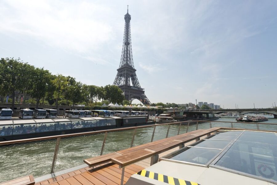 Paris: Seine River Cruise and 3-course Bistro Lunch - Price and Value at About $69 Per Person
